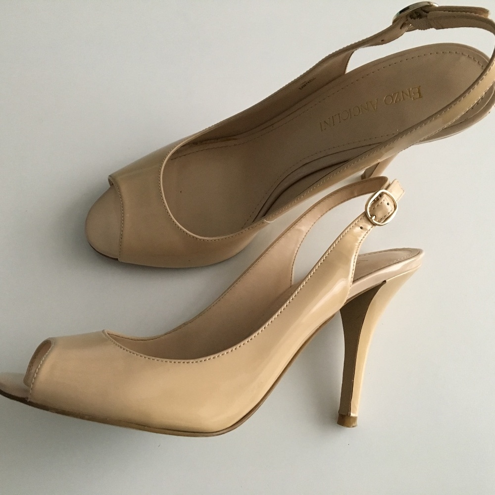 Enzo Angiolini Beige Slingback Patent Leather Sandals 6.5